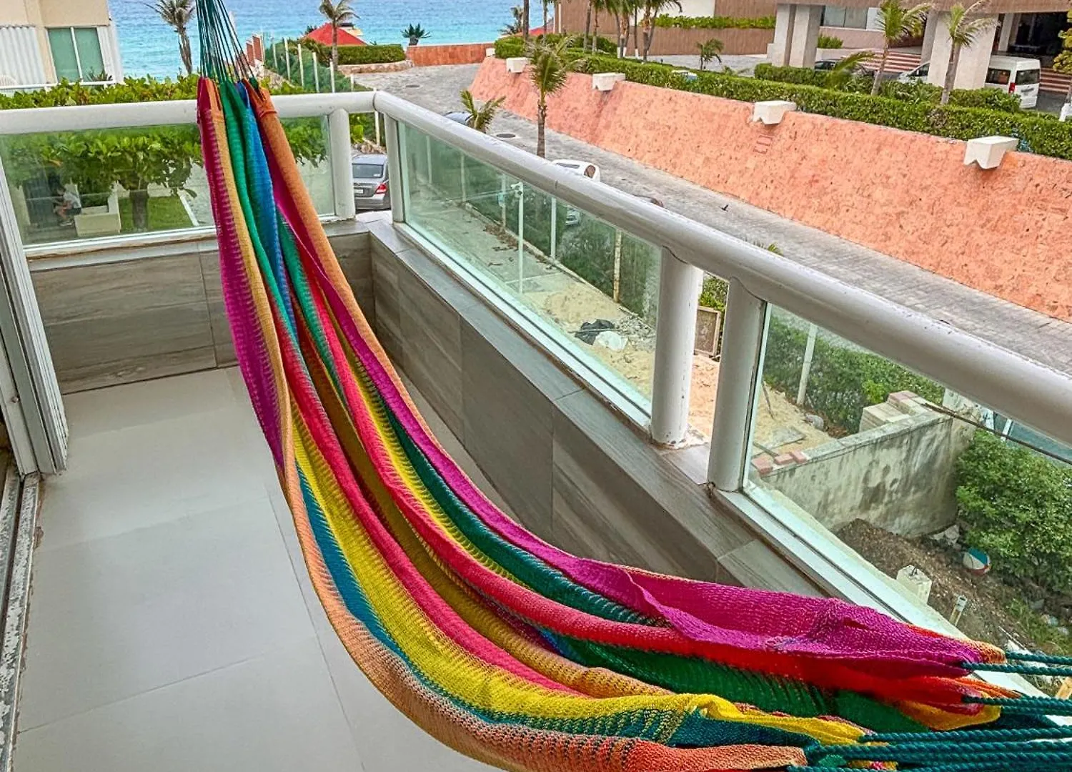 Brisas Shores 209 Beachfront Apartment With Terrace, Cancun Hotel Zone, 1 Bedroom Mexique